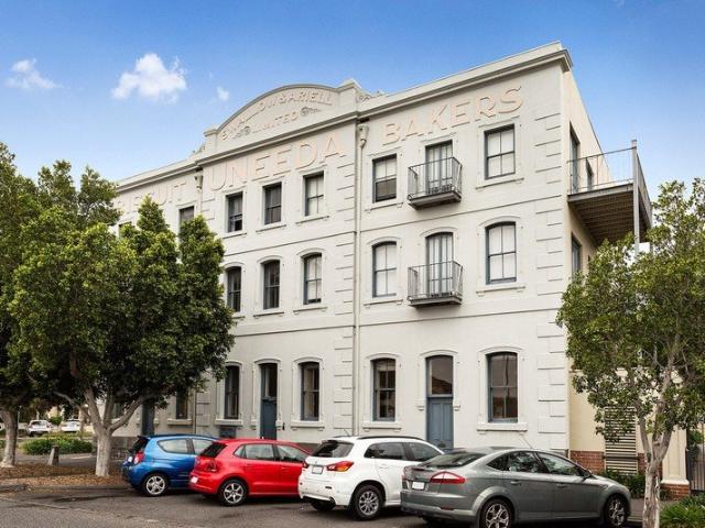 Townhouse for rent in Camerons Creek, Victoria