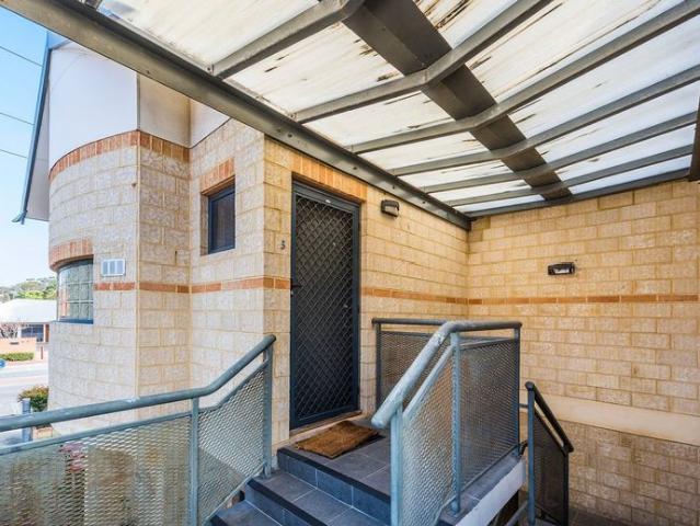Apartment for rent in Cockburn, Western Australia
