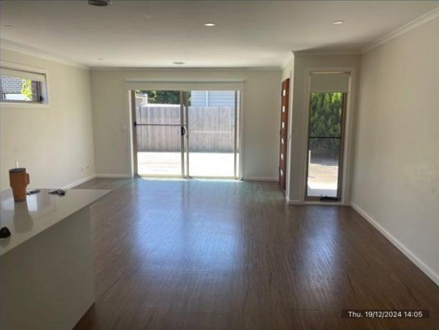 Apartment for rent in Sale, Victoria