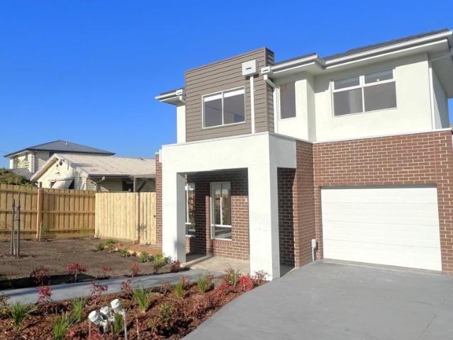 Townhouse for rent in Reservoir, Melbourne