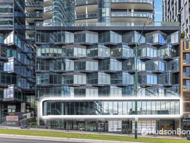 Showroom for rent in Box Hill