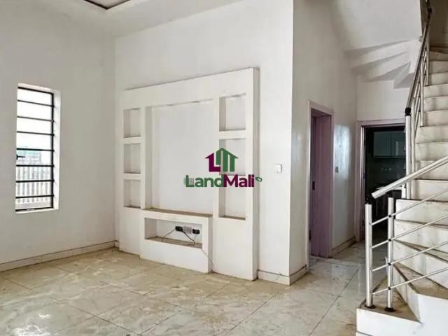 Property for sale in Victoria Island, Itirin