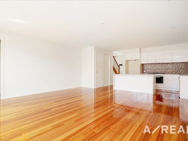 Townhouse for rent in Camerons Creek, Victoria