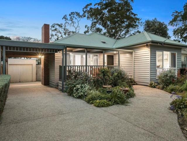 House for sale in Cheltenham, Melbourne