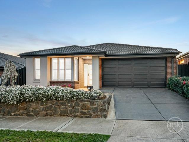 House for sale in Pinegrove, Melbourne