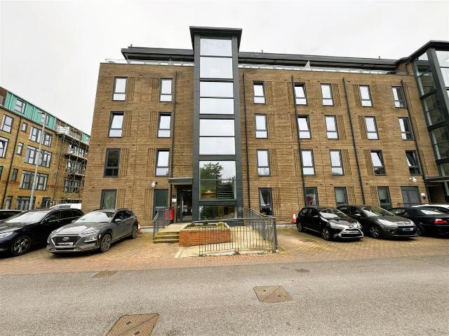 Apartment for rent in London Borough of Hillingdon, Greater London
