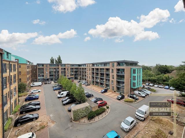 Apartment for rent in London Borough of Hillingdon, Greater London