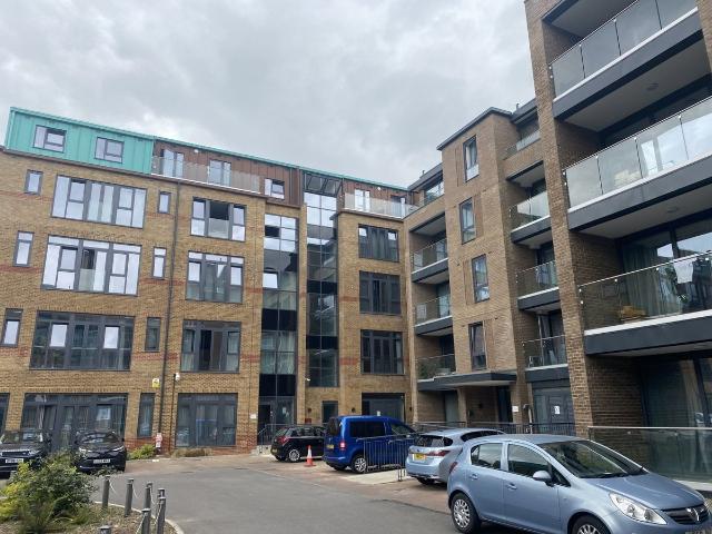 Studio for rent in Cowley, Greater London