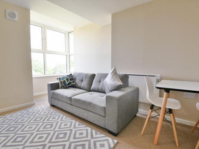 Apartment for rent in Old Trafford, Trafford Park