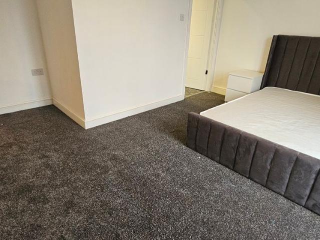 House for rent in Newtown, Salford
