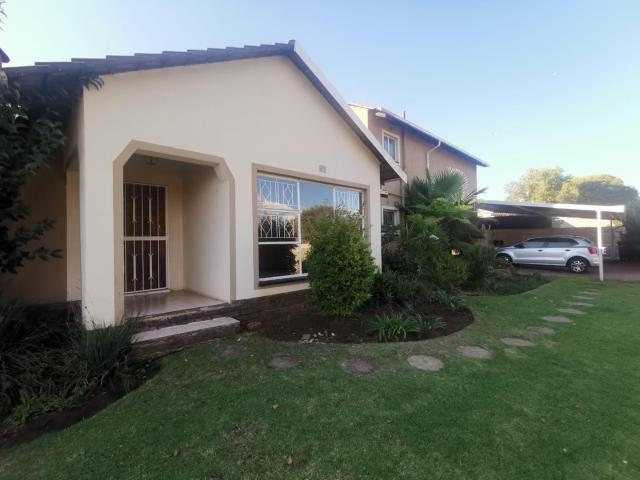 House for rent in Bracken Downs, City of Ekurhuleni Metropolitan Municipality