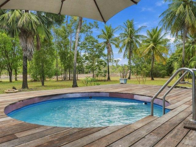 Cottage for sale in Dundee Downs