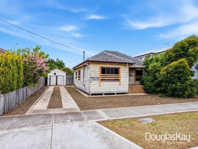 House for sale in Sunshine North, Melbourne