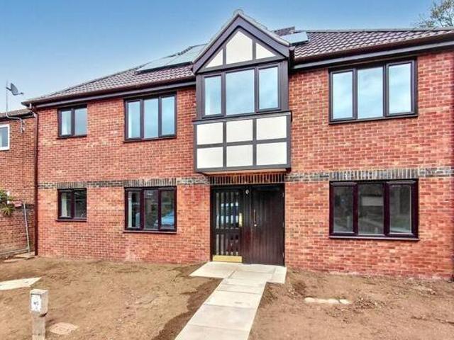 House for sale in Fordham Heath