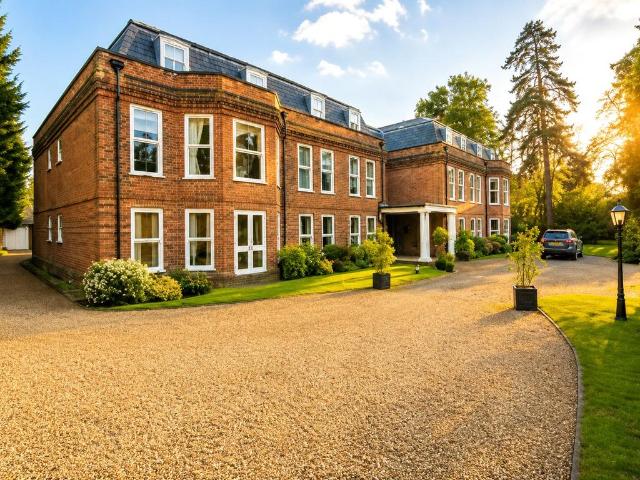 Apartment for rent in Old Windsor
