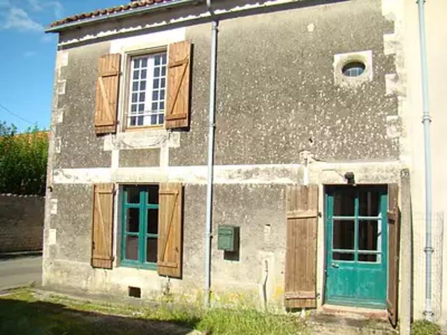 Maison vente à Montmorillon, Nouvelle-Aquitaine