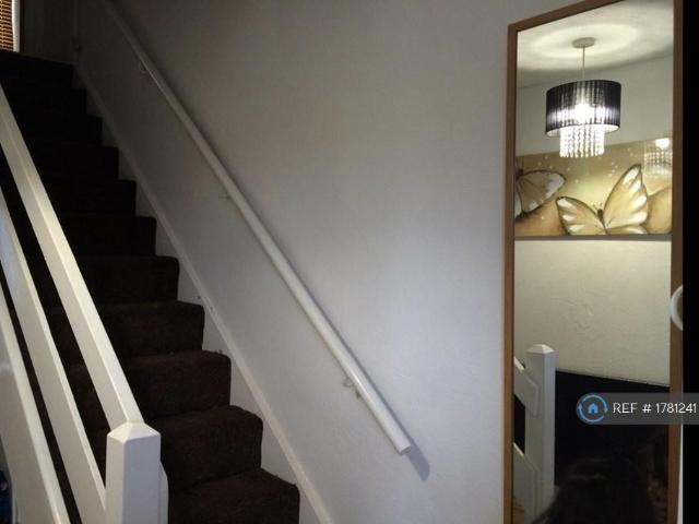 Apartment for rent in Bromley-by-Bow, Poplar Grove