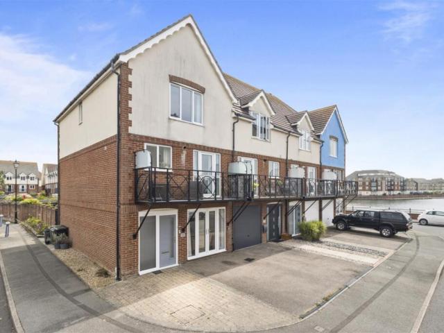 House for rent in Crumbles, Eastbourne