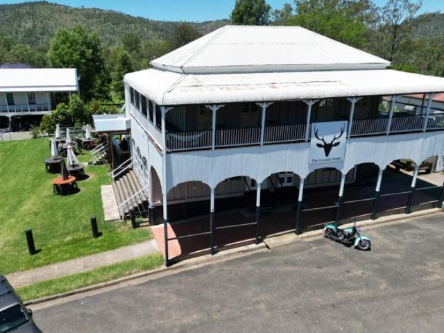 Townhouse for sale in Linville, Queensland