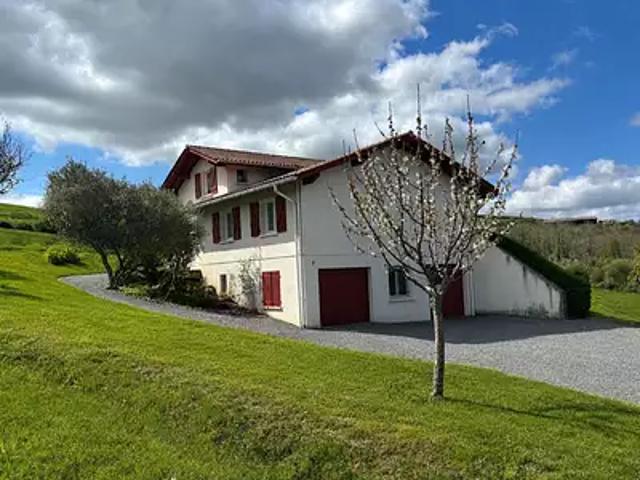 Maison vente à Bayonne, Briscous