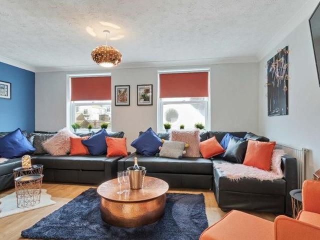 Townhouse for rent in Kemptown, Brighton & Hove