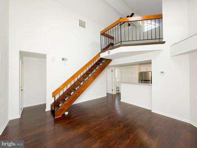 Condo for sale in Laurel Condo for sale in Laurel
