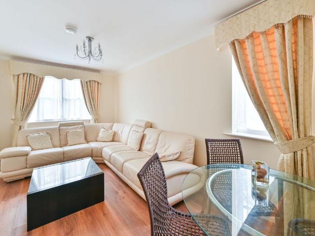 Apartment for rent in London Borough of Lambeth, Greater London