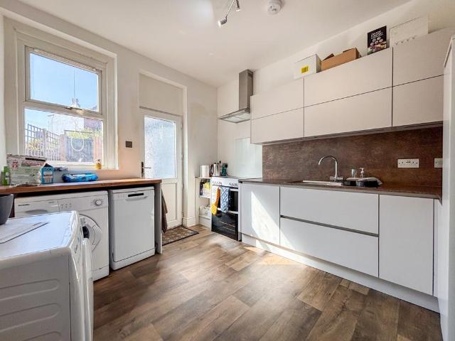 Apartment for rent in Hotwells, Feckenham
