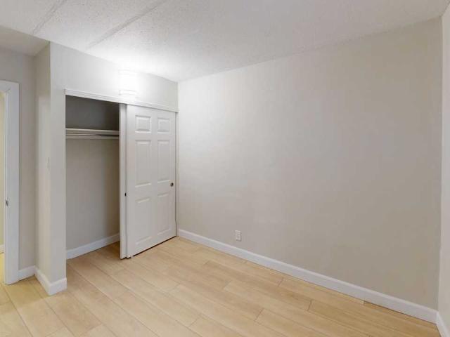 Apartment for rent in Mulhurst Bay, Ontario
