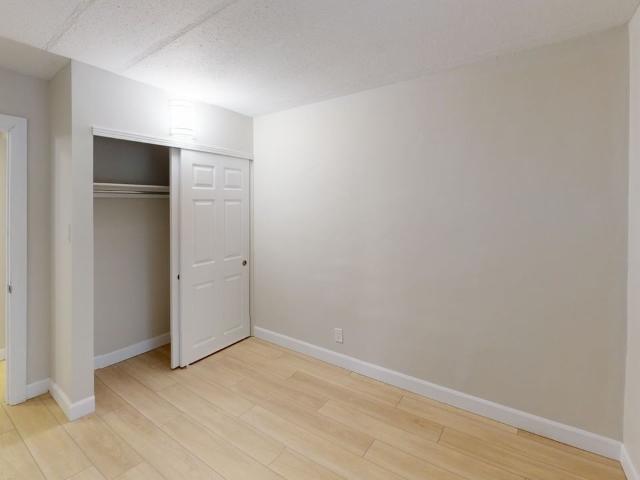 Apartment for rent in Mulhurst Bay, Ontario