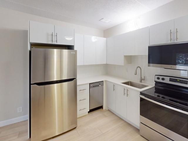 Apartment for rent in Mulhurst Bay, Ontario