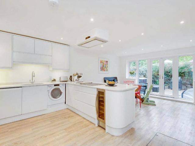 House for rent in Wandon Estate, Greater London