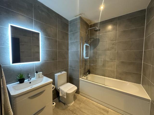 Apartment for rent in Huddersfield, Hill Top