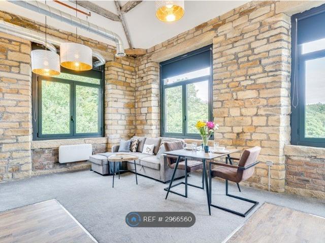 Apartment for rent in Cowlersley, Quarmby
