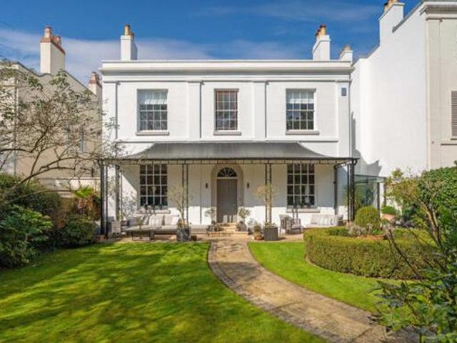 House for sale in Worcester, Worcestershire