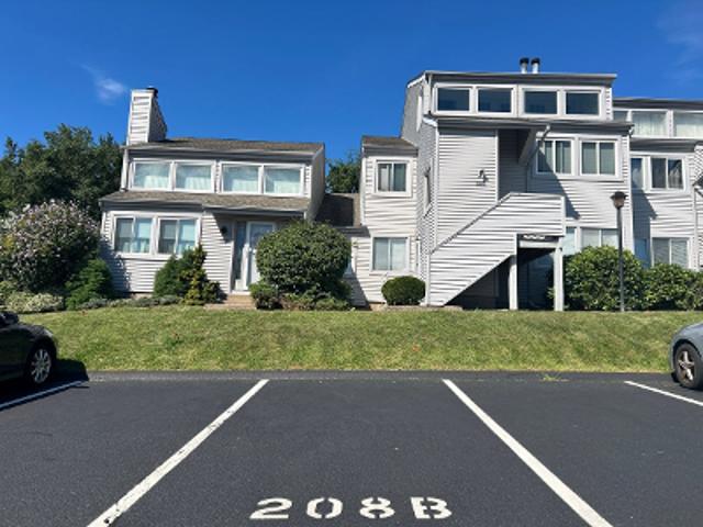 Condo for sale in New Britain, Connecticut