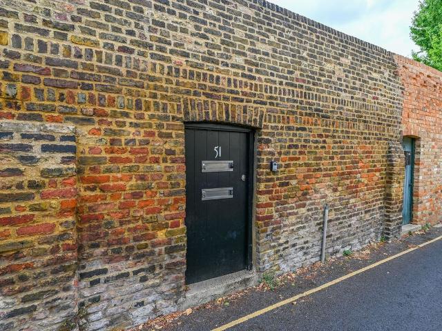 House for rent in London Borough of Hammersmith and Fulham, Greater London