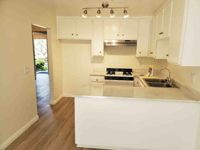 Apartment for rent in Garden Grove, California