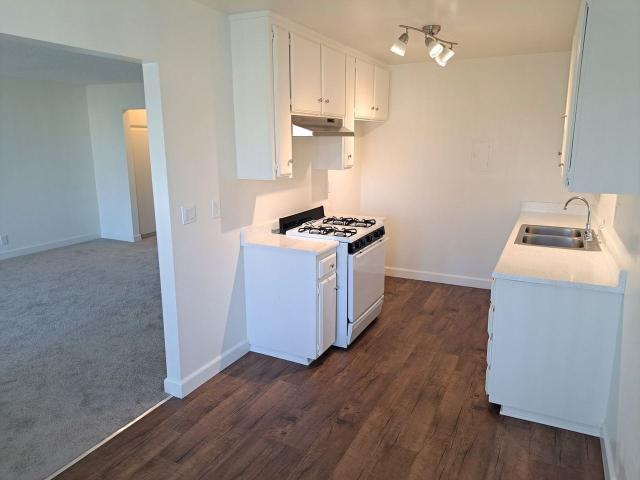 Apartment for rent in Garden Grove, California