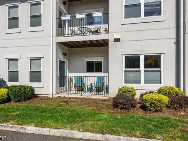 Condo for sale in Wayne, Passaic County