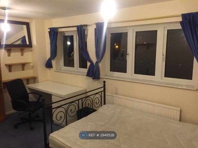 Room for rent in Fordham Heath, Essex