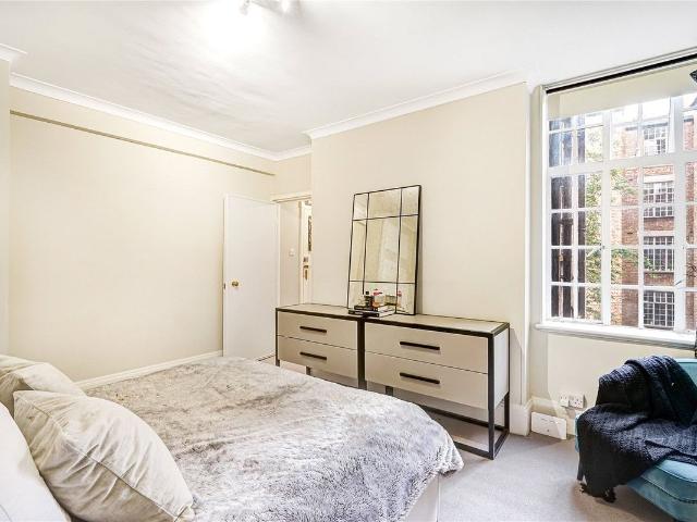 Studio for rent in Chelsea, Greater London