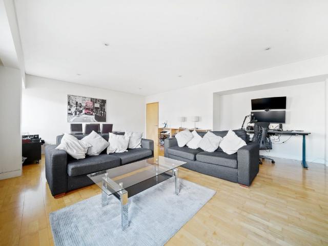 Apartment for rent in Clerkenwell, Greater London