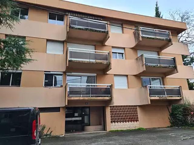 Appartement location à Brive-la-Gaillarde, Brive-la-gaillarde