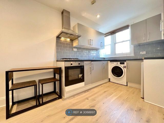 Apartment for rent in London Borough of Lambeth, Greater London