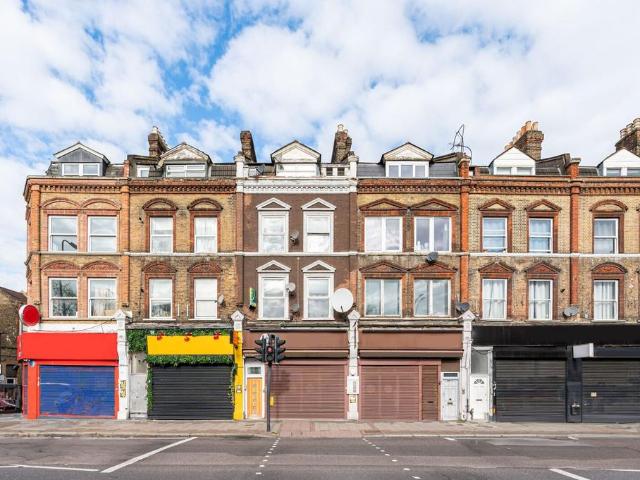 Apartment for rent in Oval, Greater London