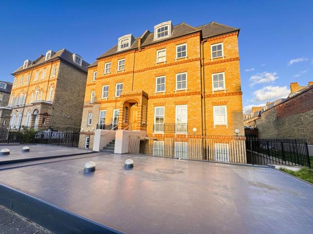 Apartment for rent in Brixton, Greater London