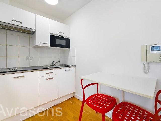 Studio for rent in Brixton, Greater London