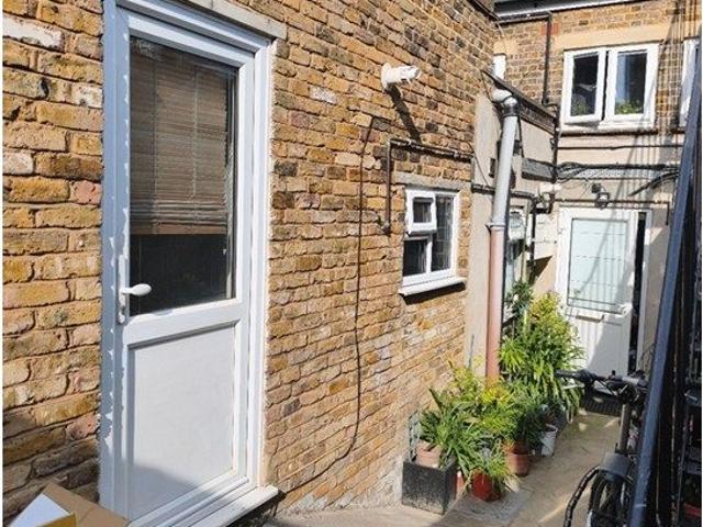 Studio for rent in Brixton, Greater London