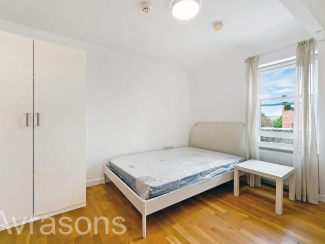 Studio for rent in Brixton, Greater London